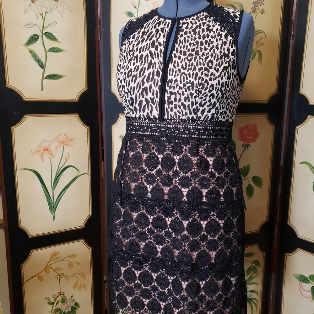 💝 HOST PICK💝 Nanette Lepore Sleeveless Leopard & Lace Sheath